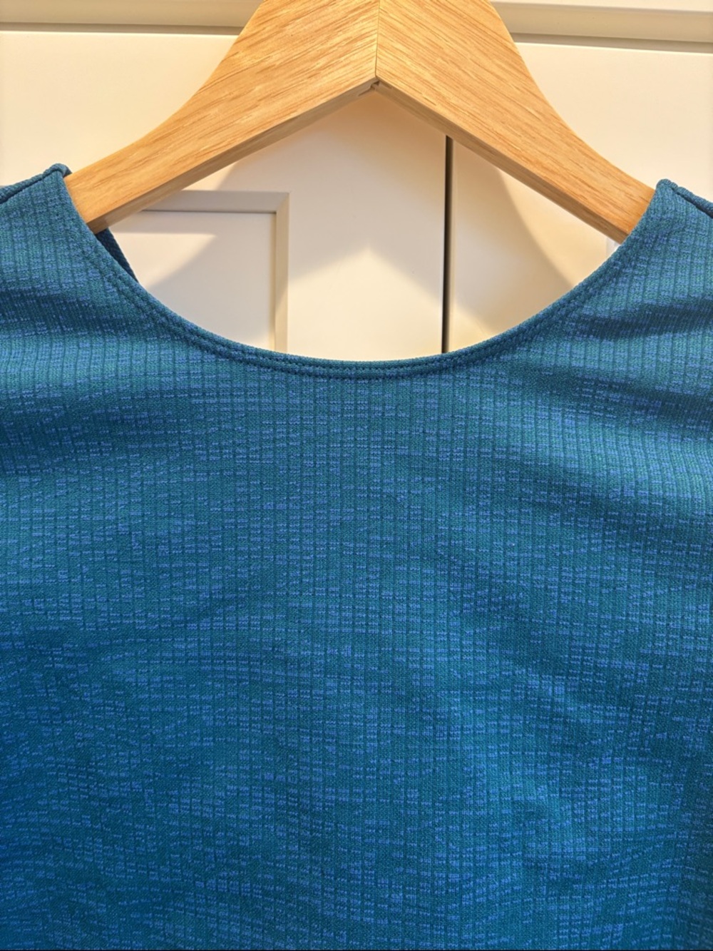 JoyLab Teal Blue Cropped Top